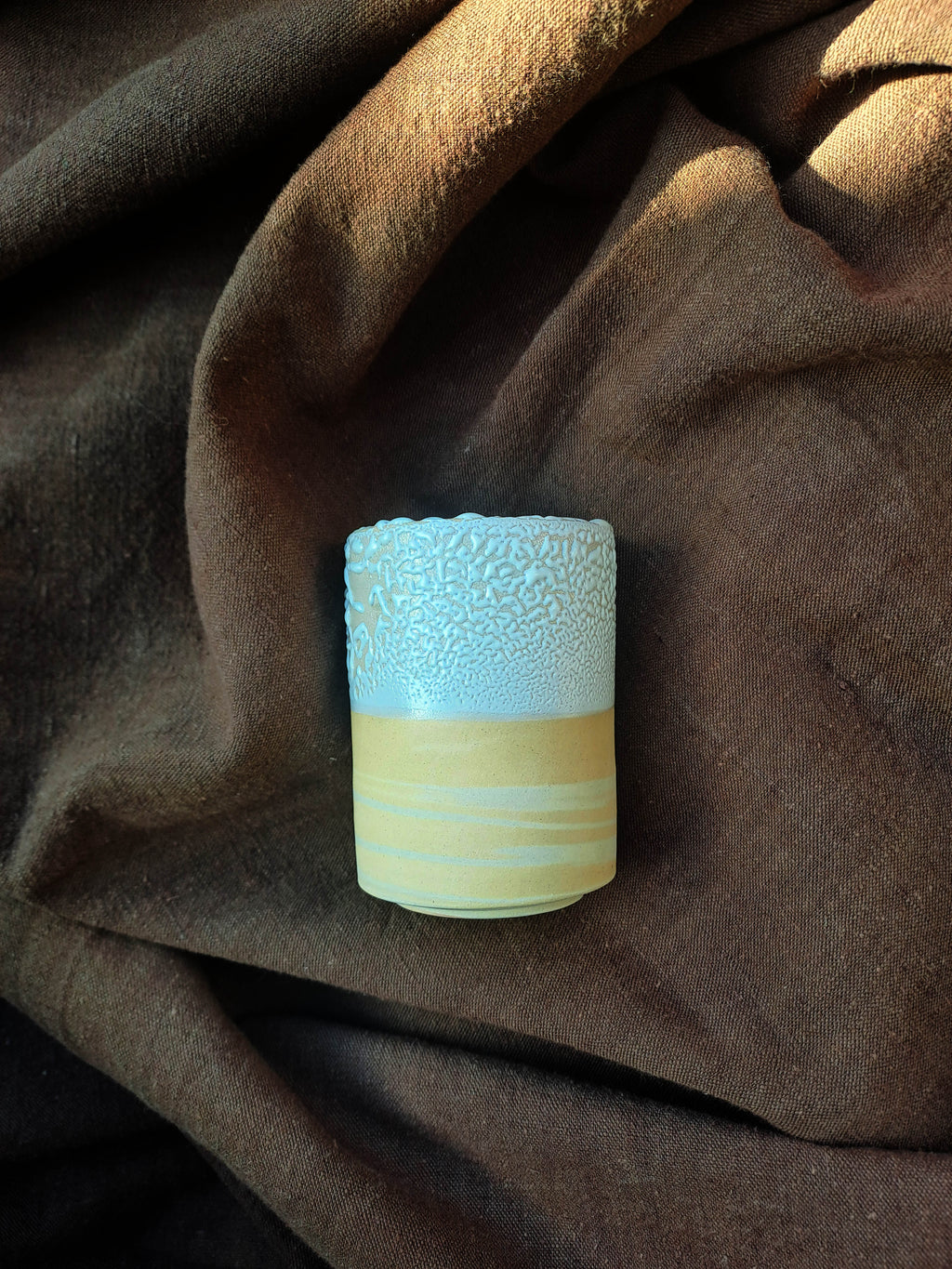 Tasse émail "bulles"