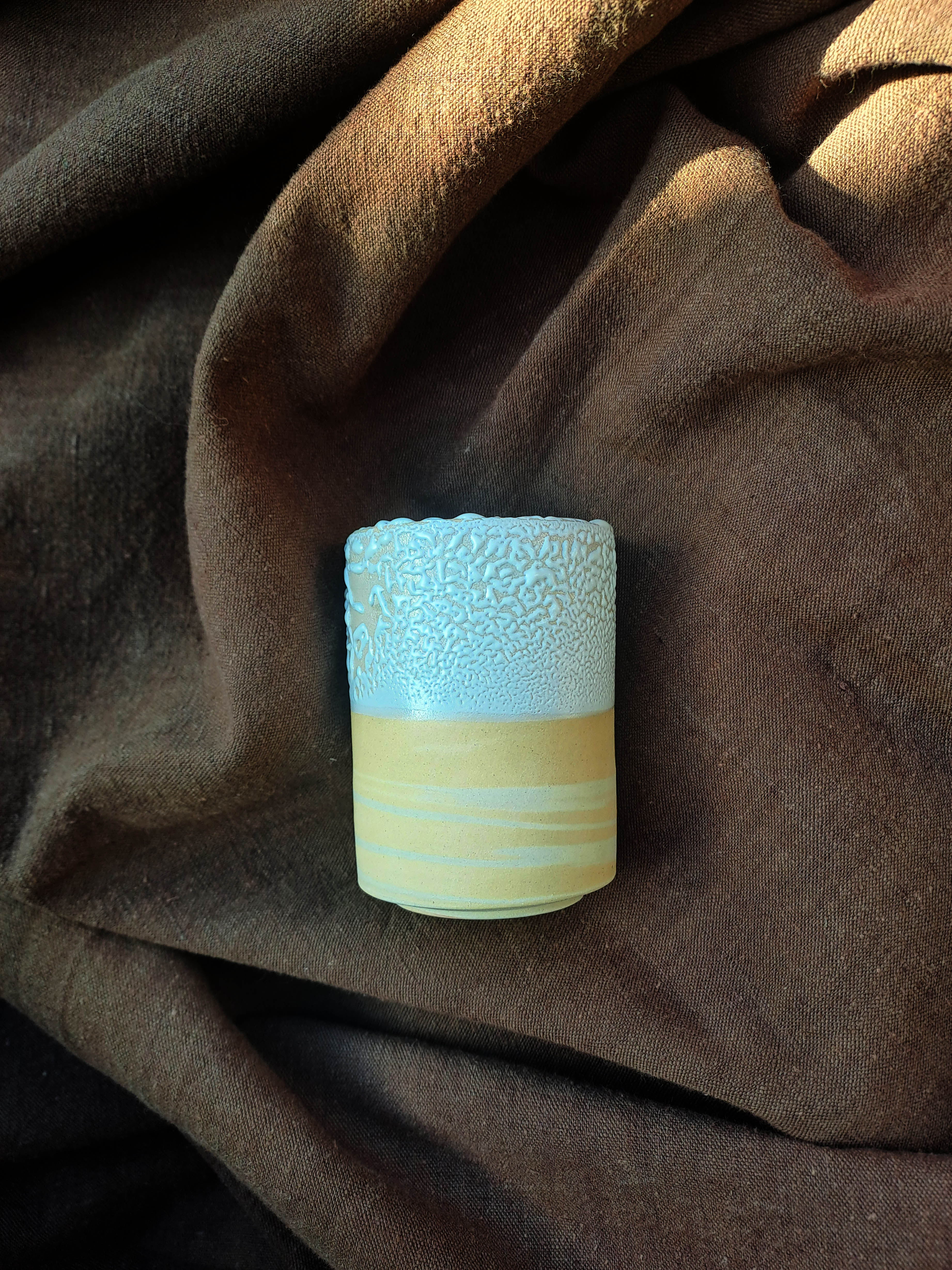 Tasse émail "bulles"