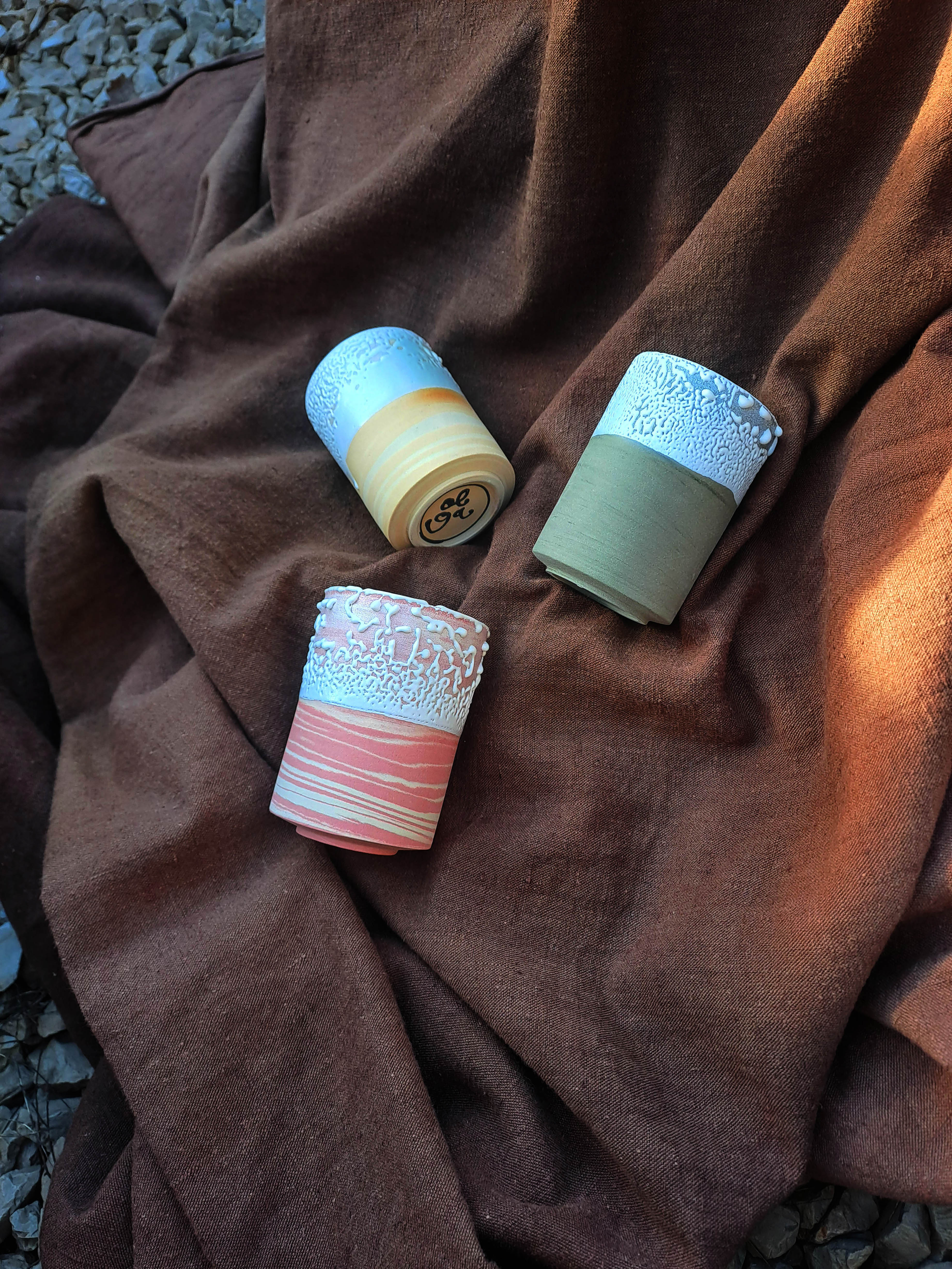 Tasse émail "bulles"