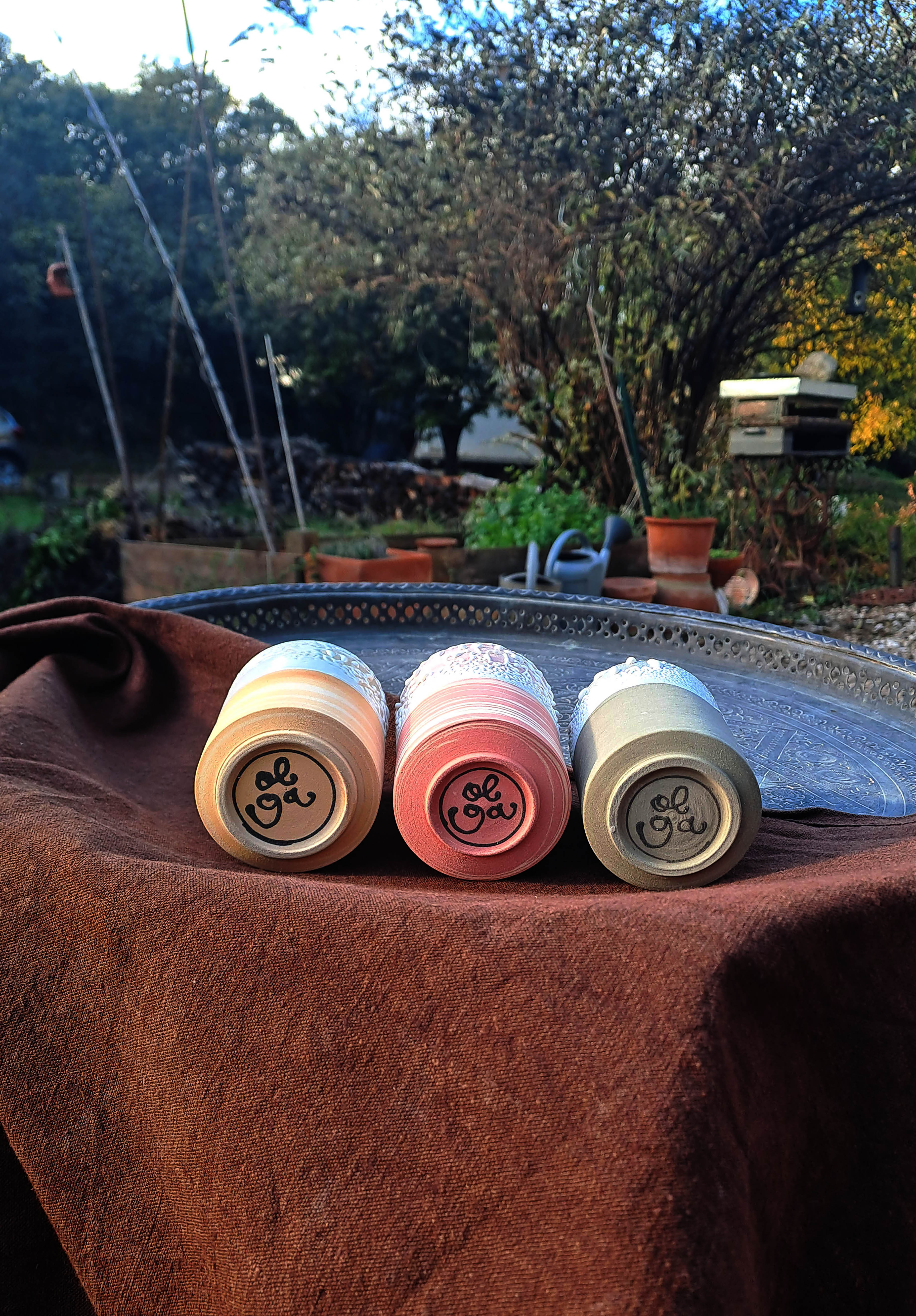 Tasse émail "bulles"