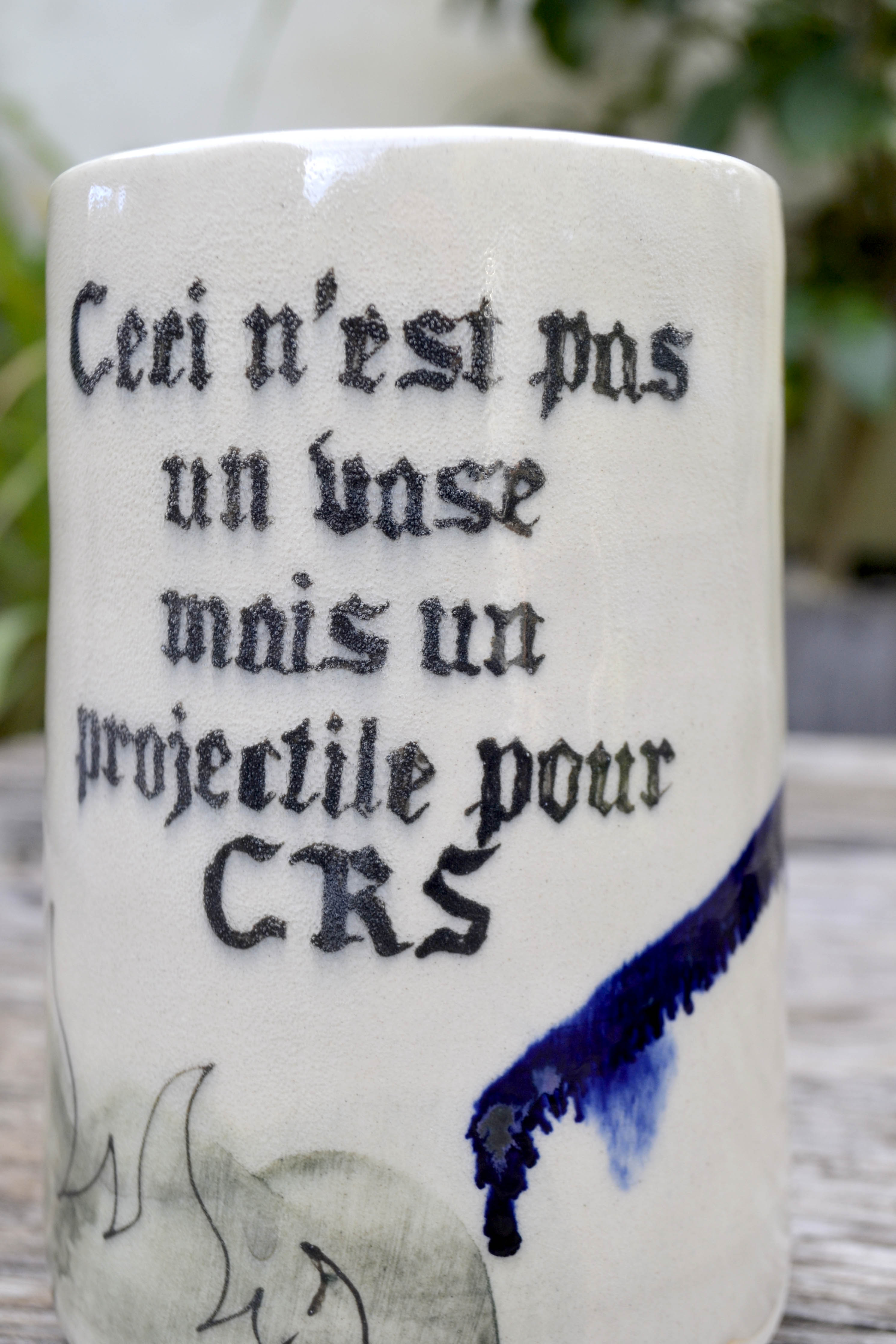 Petit Vase Projectile